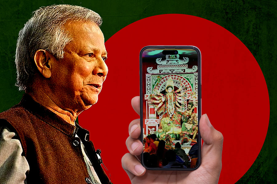 মৌলবাদী হামলা এড়িয়ে নির্বিঘ্নে দুর্গাপুজো! চ্যালেঞ্জ জিততে ইউনুসের হাতিয়ার নয়া অ্যাপ