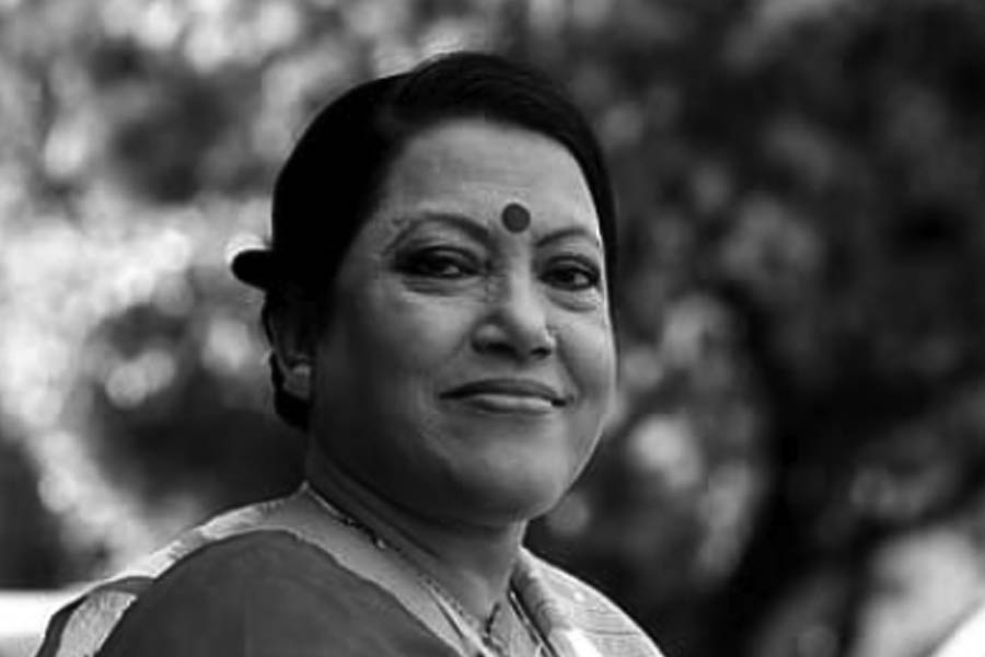 প্রয়াত বাংলাদেশের সঙ্গীতশিল্পী ফরিদা পারভিন, মা-বাবার কবরের পাশে চিরশয্যায় ‘লালনকন্যা’
