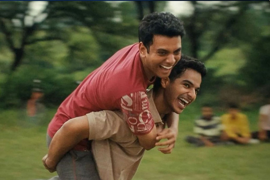 অস্কারে করণ জোহরের ‘হোমবাউন্ড’, ভোকাট্টা বিবেকের ‘দ্য বেঙ্গল ফাইলস’!