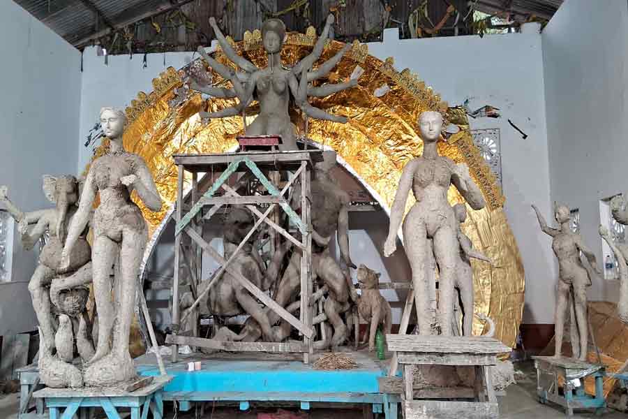 মধ্যরাতে হত নরবলি! বৈকুণ্ঠপুর রাজবাড়ির পাঁচ শতকের পুজো ঘিরে নানা কিংবদন্তি
