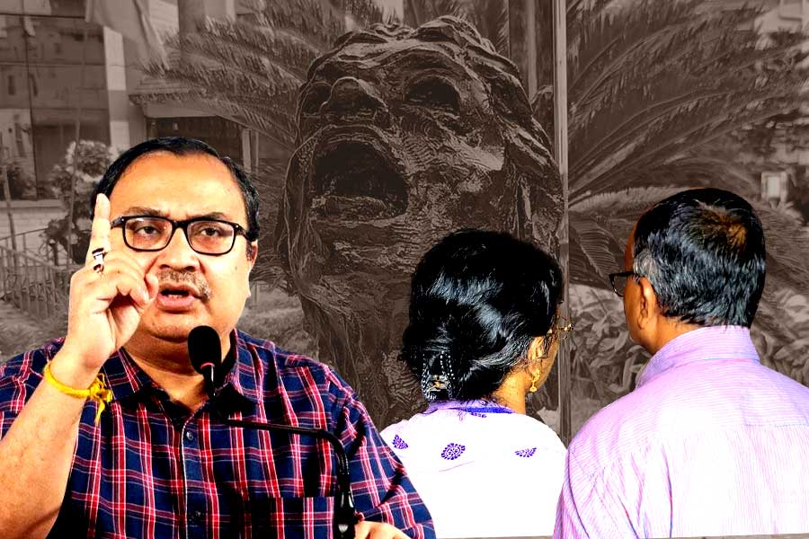 মানহানি মামলায় কুণালের বিরুদ্ধে প্রমাণ দিতে ব্যর্থ, আদালতে ‘রণে ভঙ্গ’ অভয়ার বাবার