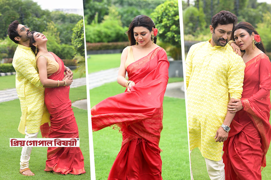 লাল-হলুদে হোক সপ্তমীর সাজ, এক্সক্লুসিভ পুজো লুকে ‘সংবাদ প্রতিদিন’-এর ফ্রেমে জয়া-জীতু