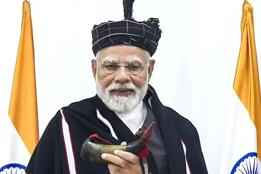 অবশেষে রক্তস্নাত মণিপুরে মোদি, উন্নয়নে থামবে হিংসা?