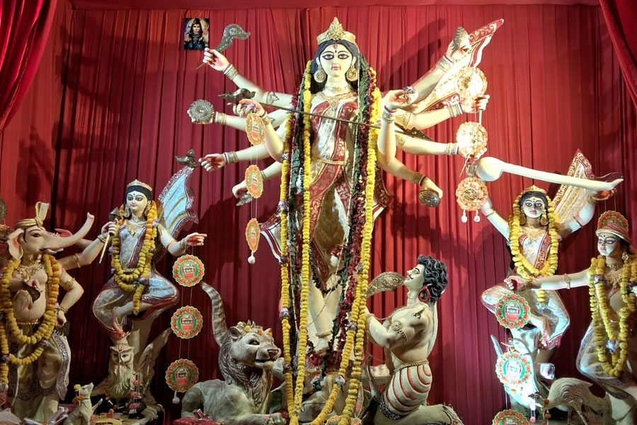 ‘জীবন বর্ণময় এক সার্কাস’, সার্ভে পার্কের দুর্গাপুজোয় ফেলে আসা দিনের নস্ট্যালজিয়া