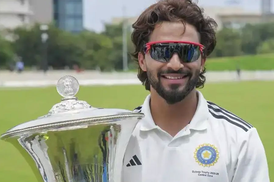 ৪ মাসে ঝুলিতে ২ ট্রফি, আরসিবি’কে আইপিএল জেতানোর পর দলীপ জয় ক্যাপ্টেন পাতিদারের