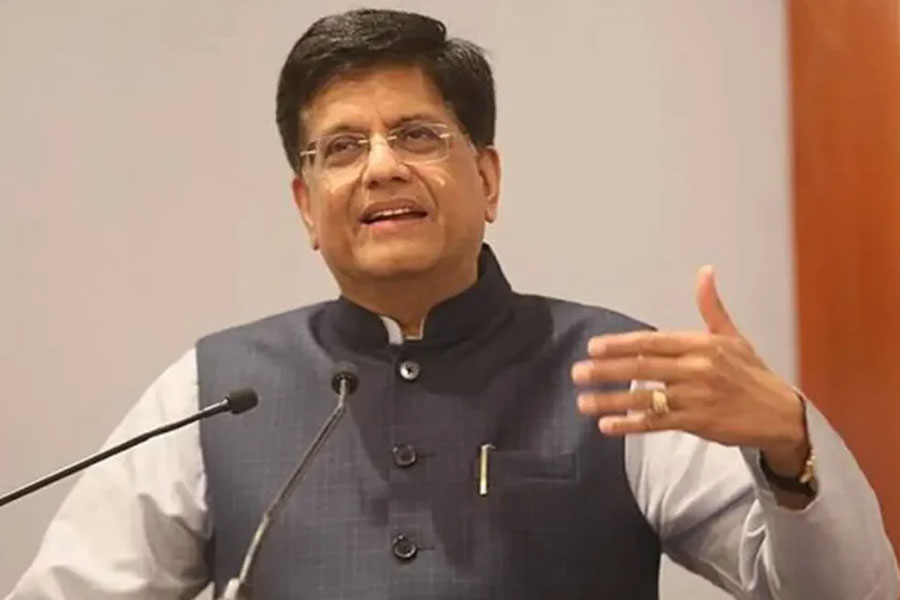 ট্রাম্পের শুল্ককাঁটা উপড়ে শীঘ্রই মুক্ত বাণিজ্য! ওয়াশিংটন সফরে যাচ্ছেন মন্ত্রী পীযূষ গোয়েল