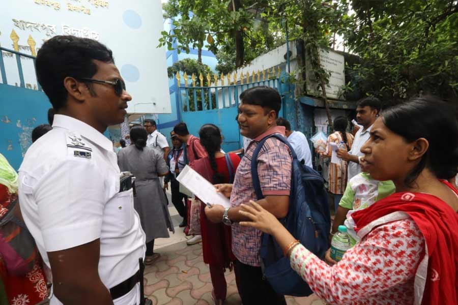 সুখবর! একাদশ-দ্বাদশের ফলপ্রকাশের পর শিক্ষক পদে আসন বৃদ্ধির ঘোষণা SSC-র