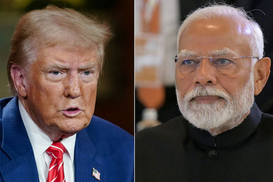 ইউক্রেনে শান্তি ফেরাতে ভারতে মোটা শুল্ক দরকার! আদালতে ধাক্কা খেয়েও সওয়াল ট্রাম্পের