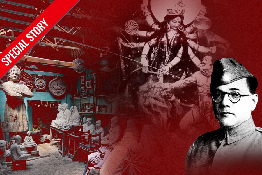 নেতাজির ‘মন্ত্রে’ দুর্গা হলেন পাঁচ চালা, জানুন দুর্গাপুজোর এক অন্য ইতিহাস