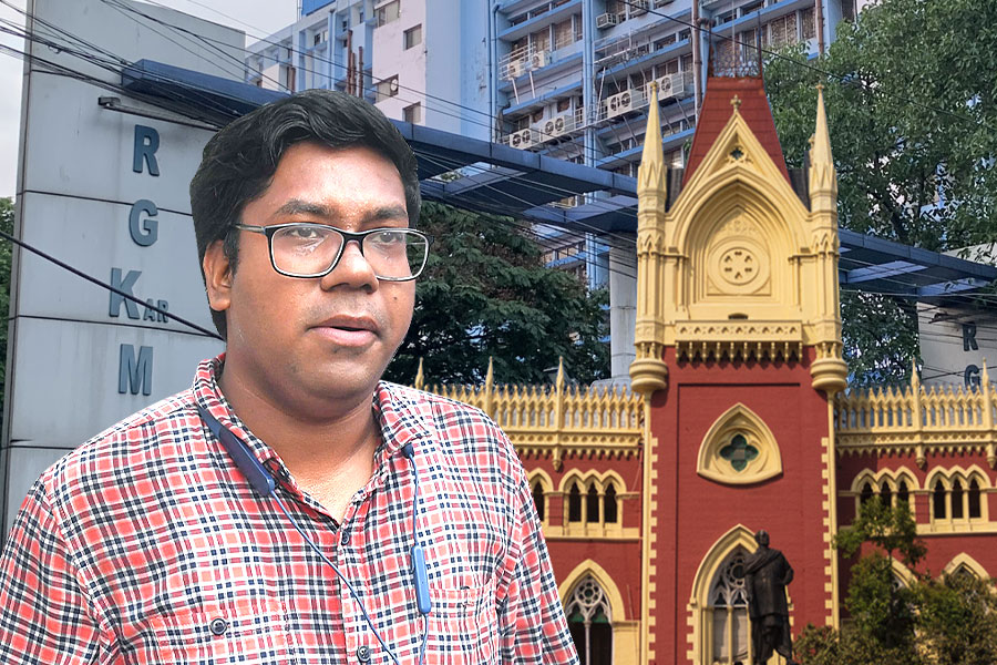 হাই কোর্টে স্বস্তি অনিকেতের! বদলি নয়, পোস্টিং আর জি করেই, নির্দেশ ডিভিশন বেঞ্চের