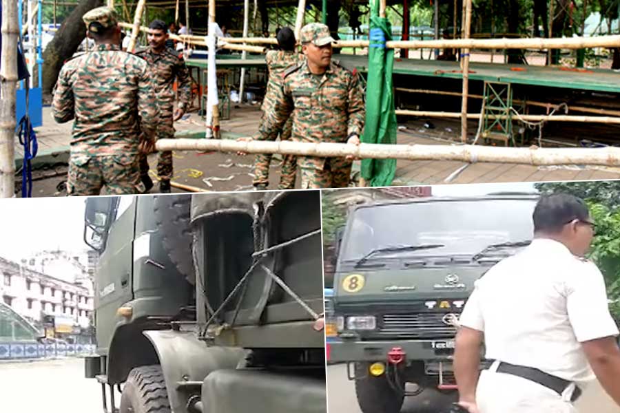 বেপরোয়া গতি! মহাকরণের সামনে সেনার ট্রাক আটকাল কলকাতা পুলিশ