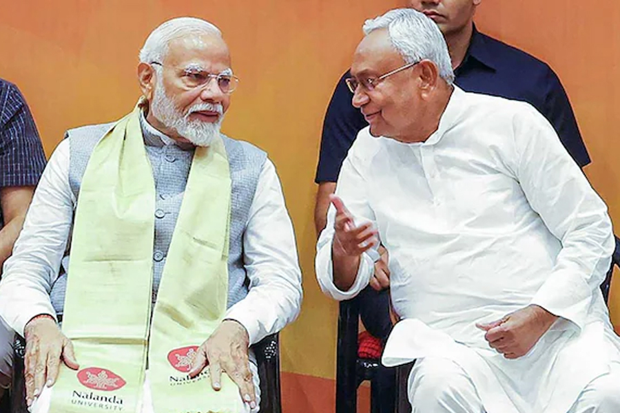 প্রতিষ্ঠান বিরোধী হাওয়ায় হারের আশঙ্কা, বিহারে বিজেপির প্রার্থী তালিকা থেকে বাদ পড়ছেন ১৫ বিধায়ক!