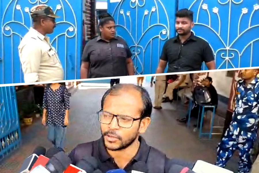 রাজ্যজুড়ে ৬৩৬ কেন্দ্রে নির্বিঘ্নে মিটল এস এস সি পরীক্ষা