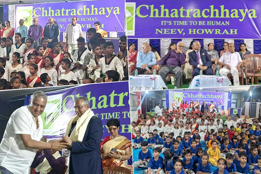 ‘কলকাতার যিশু’দের নিয়ে বিশেষ দুর্গোৎসব উদযাপন, সামাজিক মূল্যবোধের পাঠ দিল ‘নীব’