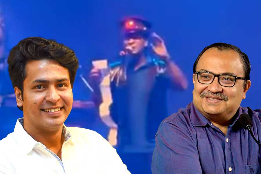 ‘কুণাল ঘোষ এসব মজা নিতে জানে’, অনির্বাণের ‘হুলিগানিজম’কে শুভেচ্ছা তৃণমূল নেতার