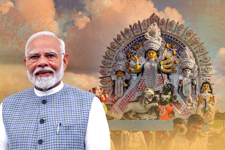 দুর্গাপুজোকে ইউনেস্কো স্বীকৃতির কৃতিত্ব কেন্দ্রের! ‘মন কি বাত’-এ দাবি মোদির