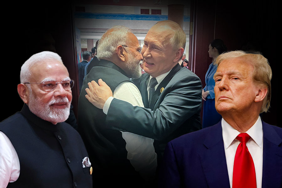 ‘কঠিন সময়েও পাশাপাশি থেকেছে ভারত-রাশিয়া’, পুতিনকে কাছে টেনে ট্রাম্পকে বার্তা মোদির!