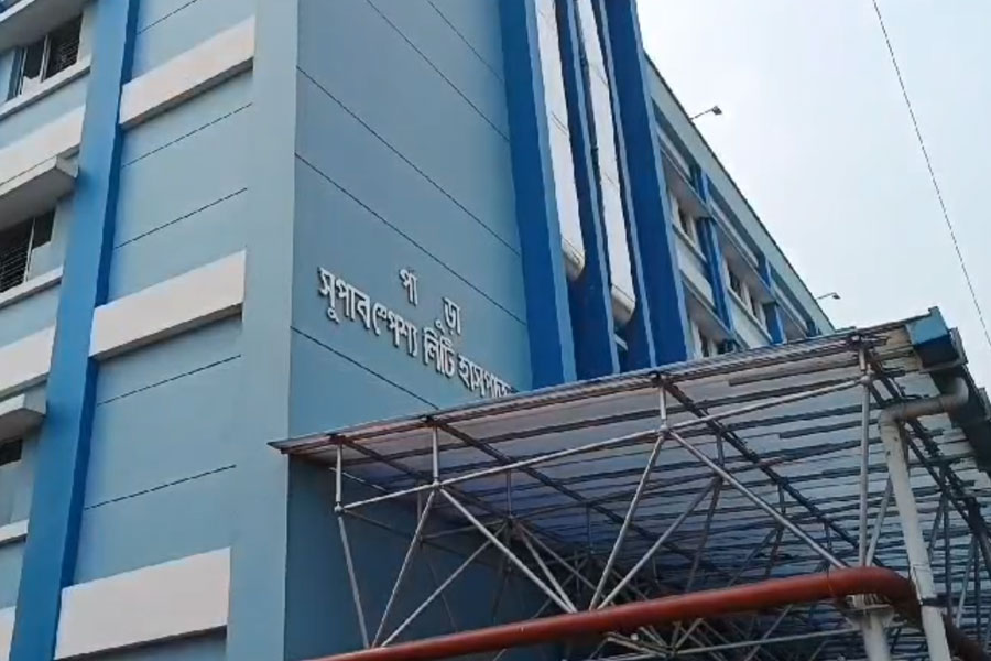 পাঁশকুড়া হাসপাতালে ‘ধর্ষণ’ ২ স্বাস্থ্যকর্মীকে, রাডারে বেসরকারি নিয়োগ সংস্থার ‘প্রভাবশালী’ ম্যানেজার