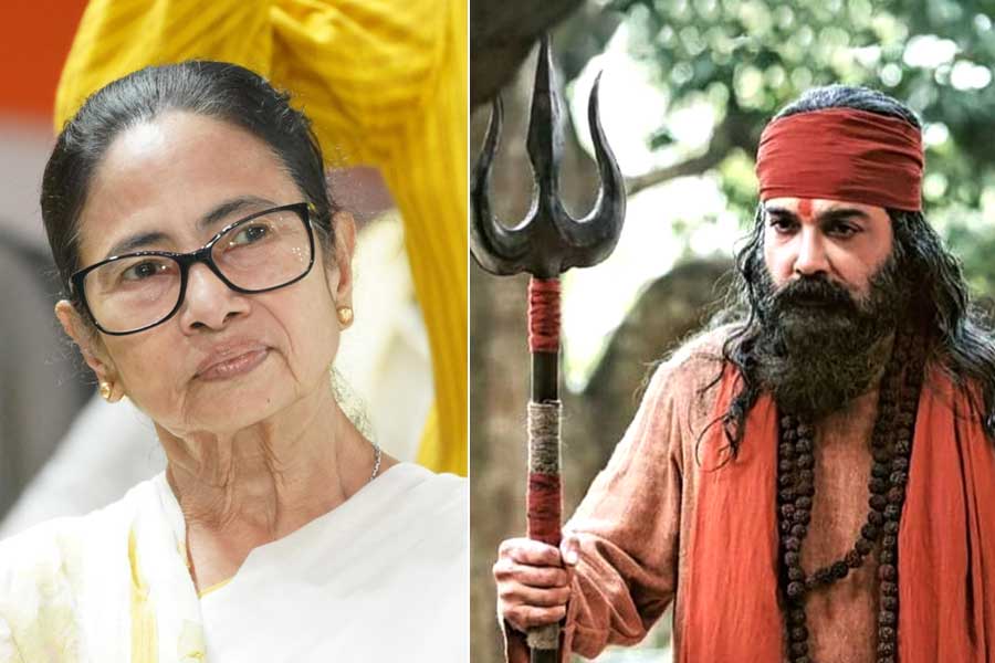 মুখ্যমন্ত্রীর উদ্যোগে নবরূপে জলপাইগুড়ির দেবী চৌধুরাণী মন্দির, ‘গায়ে কাঁটা দিচ্ছে’ ভবানী পাঠক প্রসেনজিতের