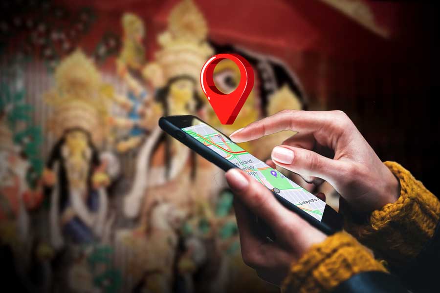 ঠিক কতোটা দূরে মণ্ডপ? এই পুজোয় জানাবে ‘Pujo Bondhu’ অ্যাপ, বাড়ি বসেও দেবীদর্শনের সুযোগ