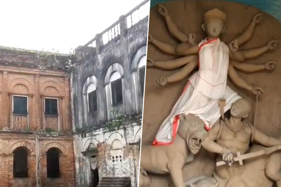 সঙ্গে নেই পুত্র-কন্যা, এখানে মা একা! শান্তিপুরের রায়বাড়িতে ‘কুলোদেবী’ নামে পূজিত দুর্গা