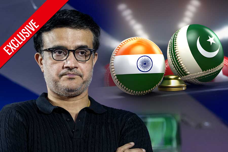 ‘পাকিস্তান জিতলে, সেটাই অঘটন হবে’, ভারত-পাক মহাযুদ্ধের আগে একান্ত সাক্ষাৎকারে সৌরভ