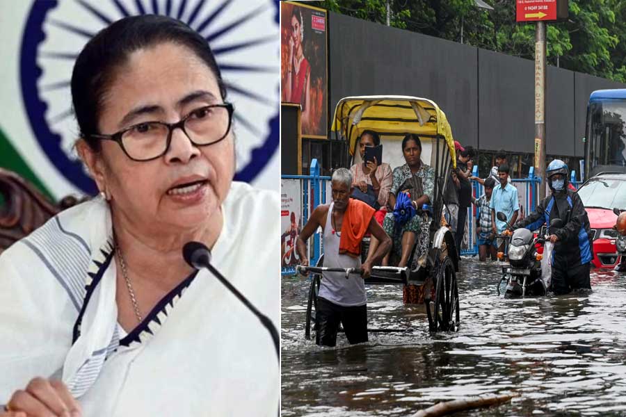 প্রাকৃতিক দুর্যোগ, দ্বিতীয়ায় পুজো উদ্বোধন স্থগিত রাখলেন মুখ্যমন্ত্রী