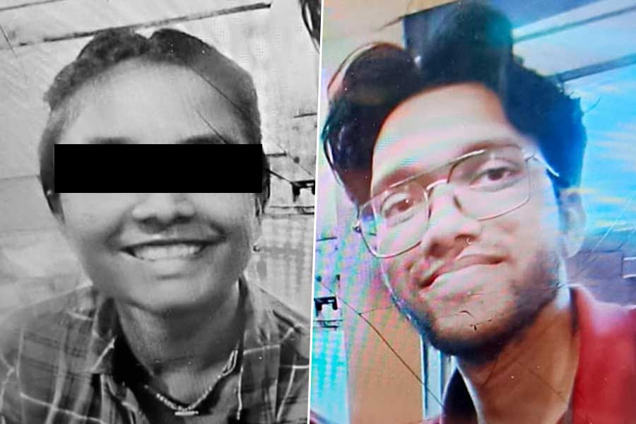 ফের আর জি করের ডাক্তারি পড়ুয়ার রহস্যমৃত্যু,মালদহ মেডিক্যাল কলেজে মৃত্যু ছাত্রীর