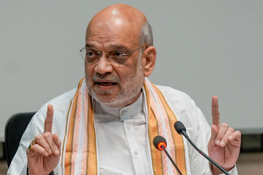 ‘বেশি ভোট পড়েছে মানেই বিহার এনডিএ-কেই চায়’, দাবি শাহর