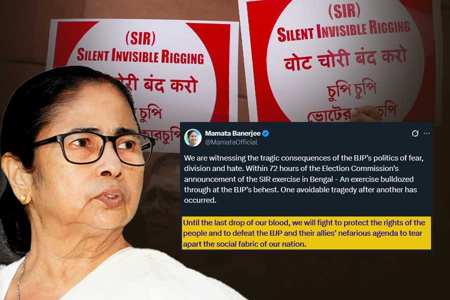 ‘SIR আতঙ্কে’ ফের আত্মহত্যা! রাজ্যবাসীকে আশ্বস্ত করে মমতা লিখলেন, ‘শেষ রক্তবিন্দু পর্যন্ত লড়ব’