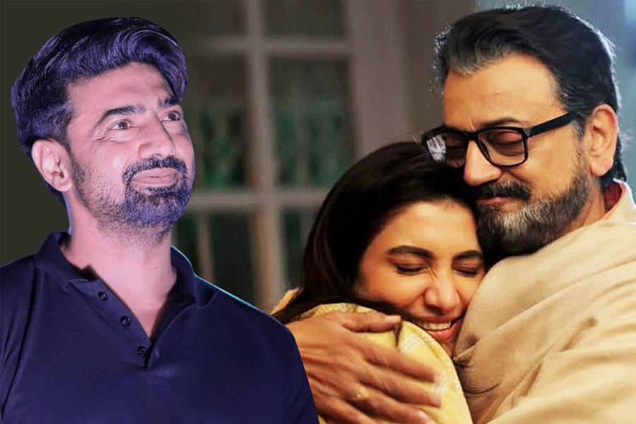 বাবা-মেয়ের সম্পর্কের সমীকরণ ‘হাঁটি হাঁটি পাপা’, ছবির টিজার প্রকাশ্যে আসতেই রুক্মিণীকে কী বললেন দেব?