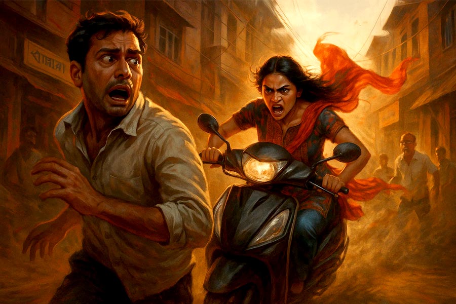 মদ্যপ অবস্থায় শ্লীলতাহানি! অভিযুক্তকে স্কুটিতে চেপে ধাওয়া মহিলার, মাঝরাস্তায় ফেলে মার