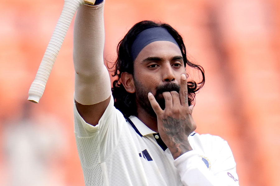 ‘মেয়ের জন্য’, আহমেদাবাদে দুরন্ত সেঞ্চুরি ৮ মাসের কন্যাসন্তানকে উপহার রাহুলের
