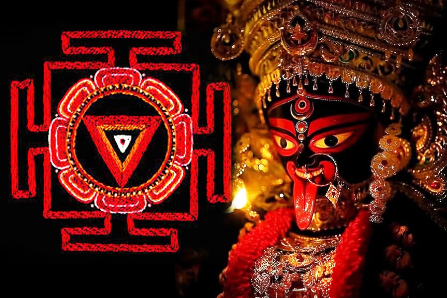 ‘কালীযন্ত্র’ ছাড়া পুজো অসম্পূর্ণ? মূর্তি পুজোর আগে এভাবেই মায়ের আরাধনায় বসতেন সাধকরা