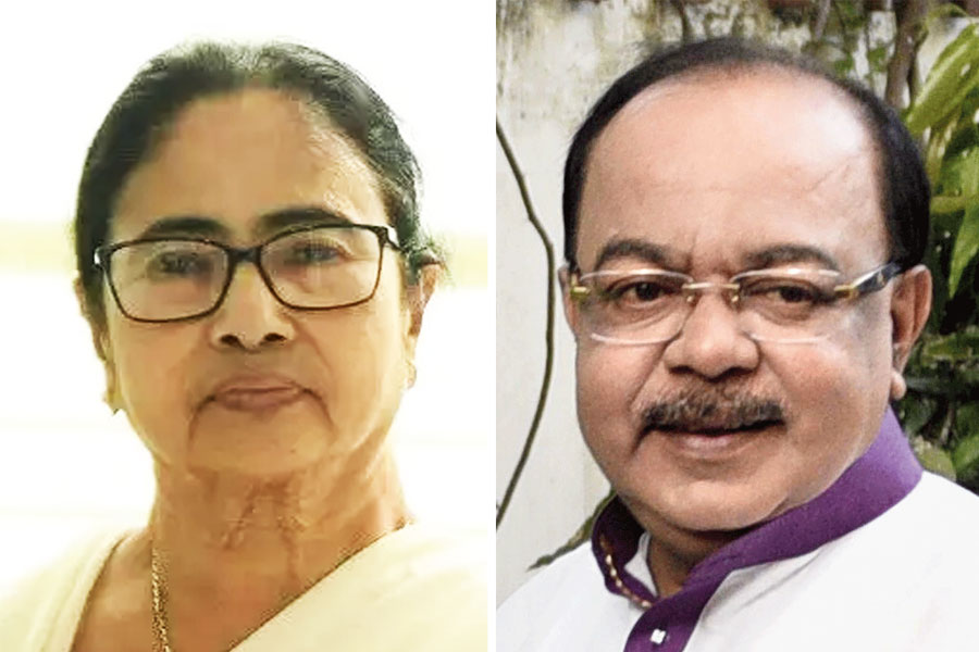 মমতার সঙ্গে বৈঠকের ৪৮ ঘণ্টার মধ্যেই প্রশাসনিক দায়িত্ব, NKDA-র চেয়ারম্যান শোভন