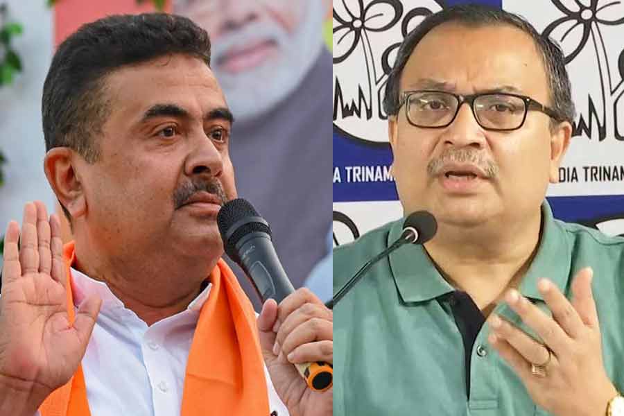 ‘বিহারে ৫০জন BLO জেলে’, হুঁশিয়ারি শুভেন্দুর, ‘ভয় দেখাচ্ছে’, পালটা কুণালের
