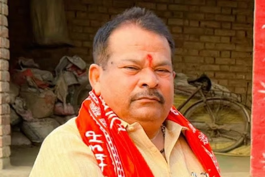 ‘দশটা মুসলিম মেয়েকে হিন্দু বানালে মিলবে চাকরি’, উত্তরপ্রদেশে বিজেপি নেতার মন্তব্যে বিতর্কের ঝড়