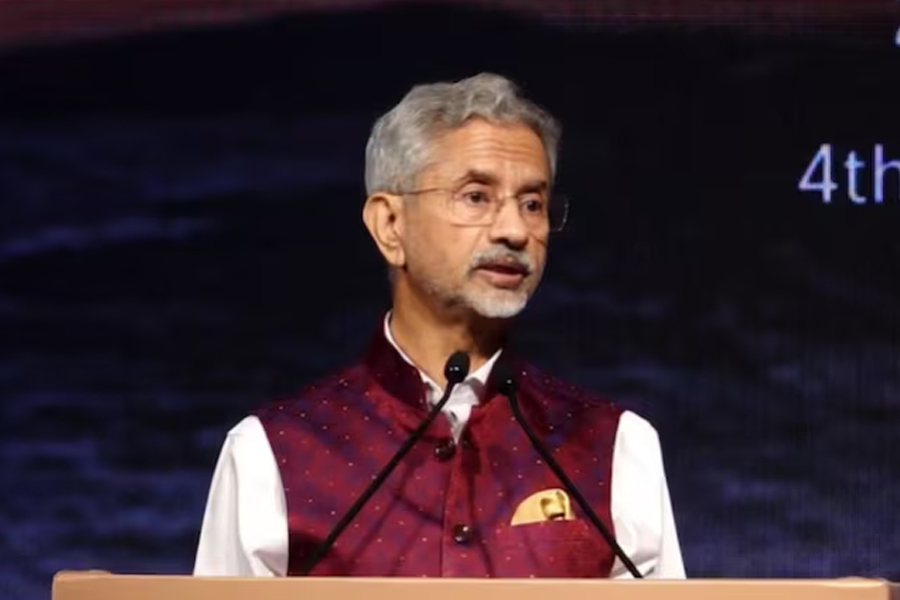 ‘রুশ তেলের জন্য মার্কিন শুল্কশাস্তি অন্যায়’, হুঙ্কার জয়শংকরের, তুললেন ইউরোপের প্রসঙ্গও