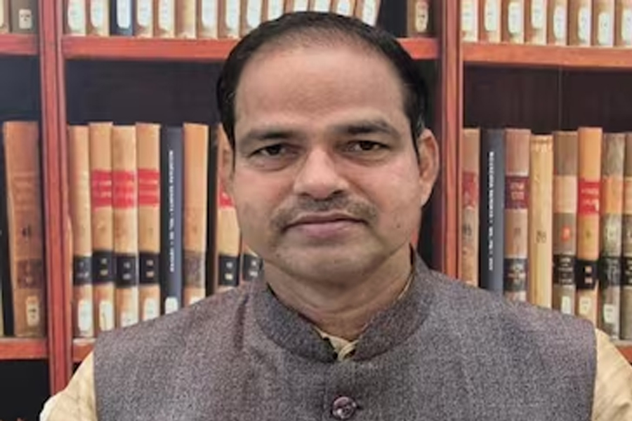 বাড়ির সামনেই এলোপাথাড়ি গুলি! ওড়িশায় ‘খুন’ বিজেপি নেতা