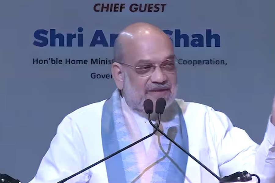 ২০ কেজিরও বেশি ওজন কমিয়ে ডায়াবেটিসে বাঁধ, পথ দেখালেন শাহ! জানুন কীভাবে