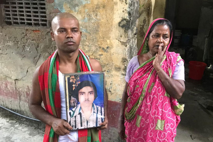 বাংলাদেশি তকমায় দিল্লি ছাড়তে চাপ পুলিশের! বাড়ি ফিরেই মৃত্যু বাংলার পরিযায়ী শ্রমিকের