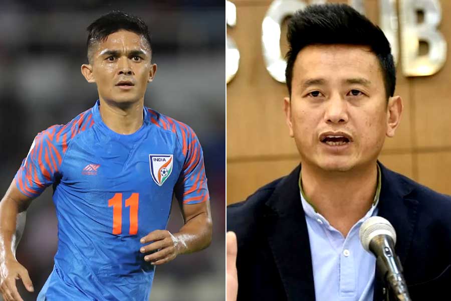 ‘সুনীল ছেত্রীর প্রত্যাবর্তন ভারতীয় ফুটবলের জন্য মস্ত বড় ভুল’, বিস্ফোরক বাইচুং