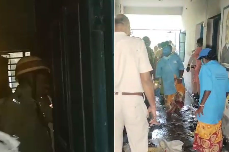অঙ্গনওয়াড়ি কেন্দ্রে গ্যাস লিক করে আগুন! অগ্নিদগ্ধ আইসিডিএস কর্মী, চাঞ্চল্য মহেশতলায়