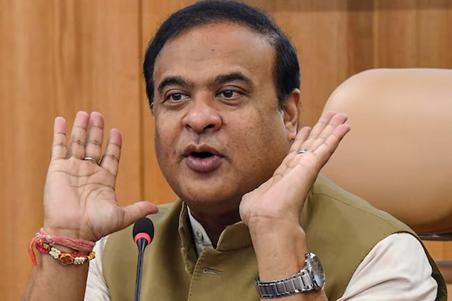 মগজধোলাইয়ের হাতিয়ার! জঙ্গিবাদ রুখতে ‘জিহাদি সাহিত্য’ নিষিদ্ধ করল অসম সরকার