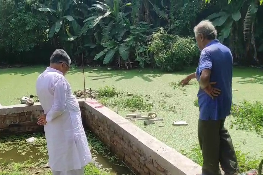 সরকারি জমি দখল করে নির্মাণ, এলাকায় গিয়ে জানতে পেরে কী বললেন বিধায়ক?