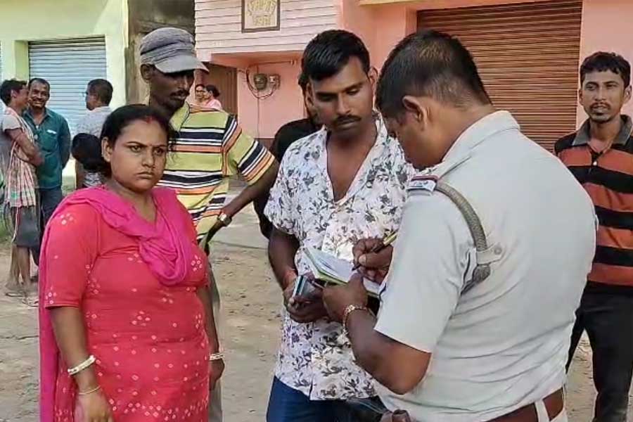 কালীপুজোর চাঁদার জুলুমবাজি, মারধর সেনা জওয়ানকে!