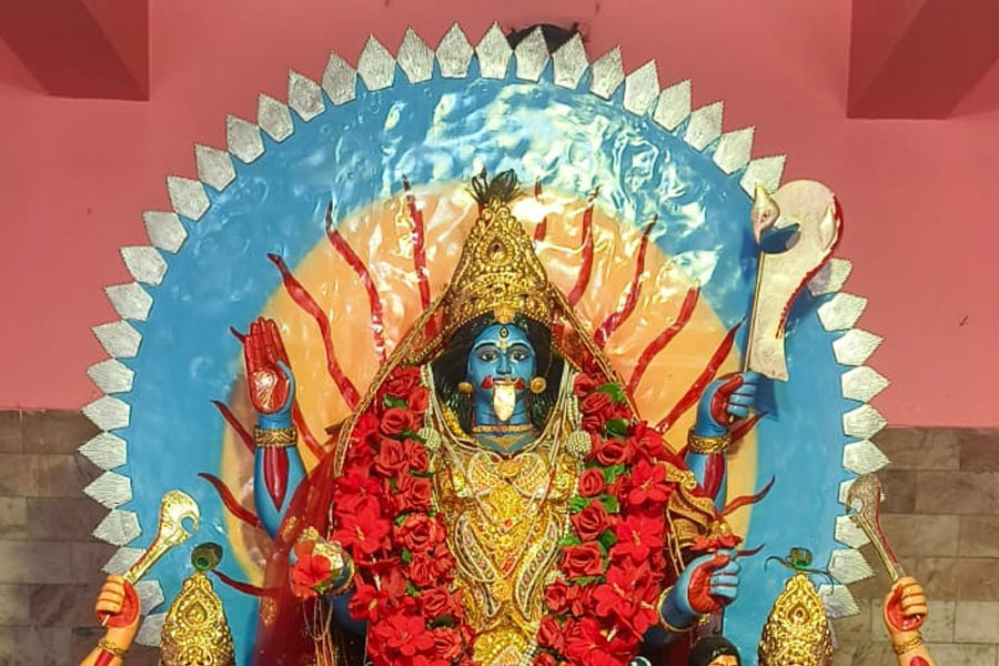 বয়রা কালীমন্দিরে ব্রাত্য মহিলারা, পুজোর আয়োজনে শুধু পুরুষরাই