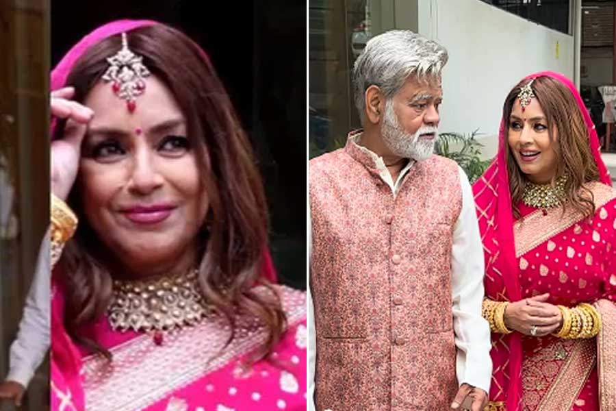 ষাটোর্ধ্ব সঞ্জয় মিশ্রকে ‘গোপনে বিয়ে’ ৫২-র মহিমার, পাপারাজ্জিদের মিষ্টি বিলিয়ে কী বললেন?