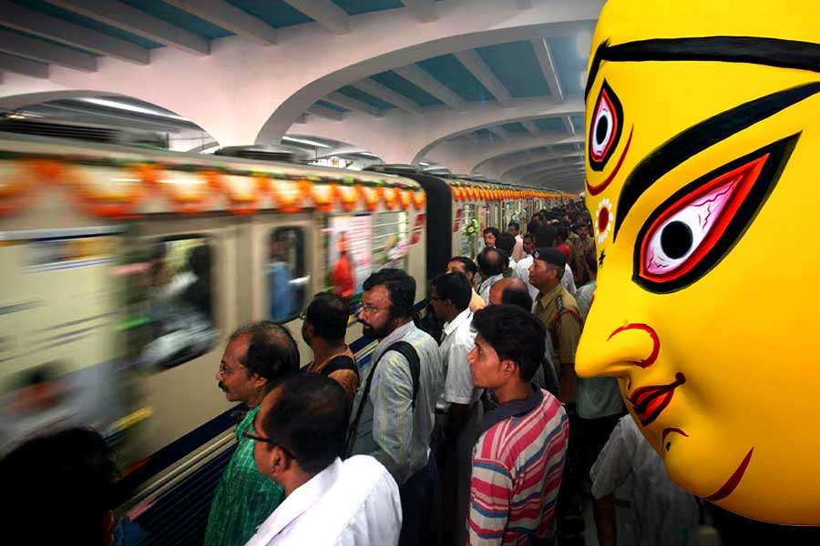 এবার পুজোয় মেট্রোয় রেকর্ড ভিড়, পাতালপথে যাতায়াত করলেন কত যাত্রী?
