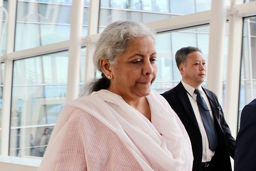 বৃষ্টি কাঁটায় ভূটান যেতে পারলেন না নির্মলা সীতারমণ, শিলিগুড়ি থেকেই ফিরতে হল দিল্লি